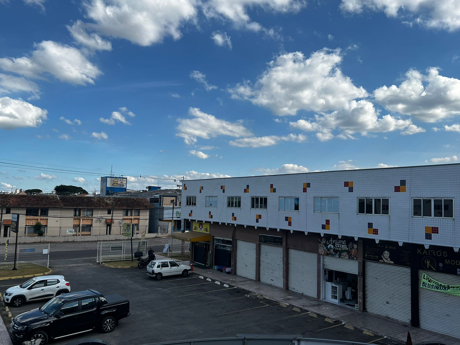 Ponto Comercial na Rua Desembargador Antônio de Paula, 2765, Boqueirão em  Curitiba, por R$ 2.500/Mês - Viva Real